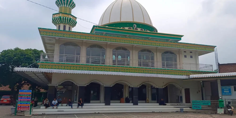 filter: null; fileterIntensity: null; filterMask: null; captureOrientation: 0;?brp_mask:0;?brp_del_th:null;?brp_del_sen:null;?delta:null;?module: remosaic;hw-remosaic: true;touch: (-1.0, -1.0);sceneMode: 8192;cct_value: 0;AI_Scene: (-1, -1);aec_lux: 0.0;aec_lux_index: 0;albedo: ;confidence: ;motionLevel: -1;weatherinfo: null;temperature: 41;